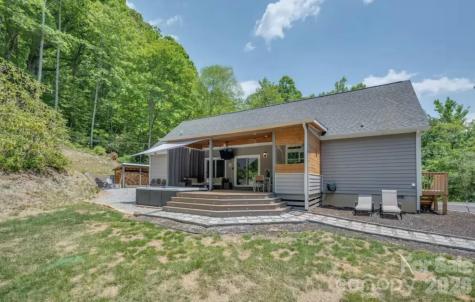 311 Charming Lane Hendersonville NC 28792