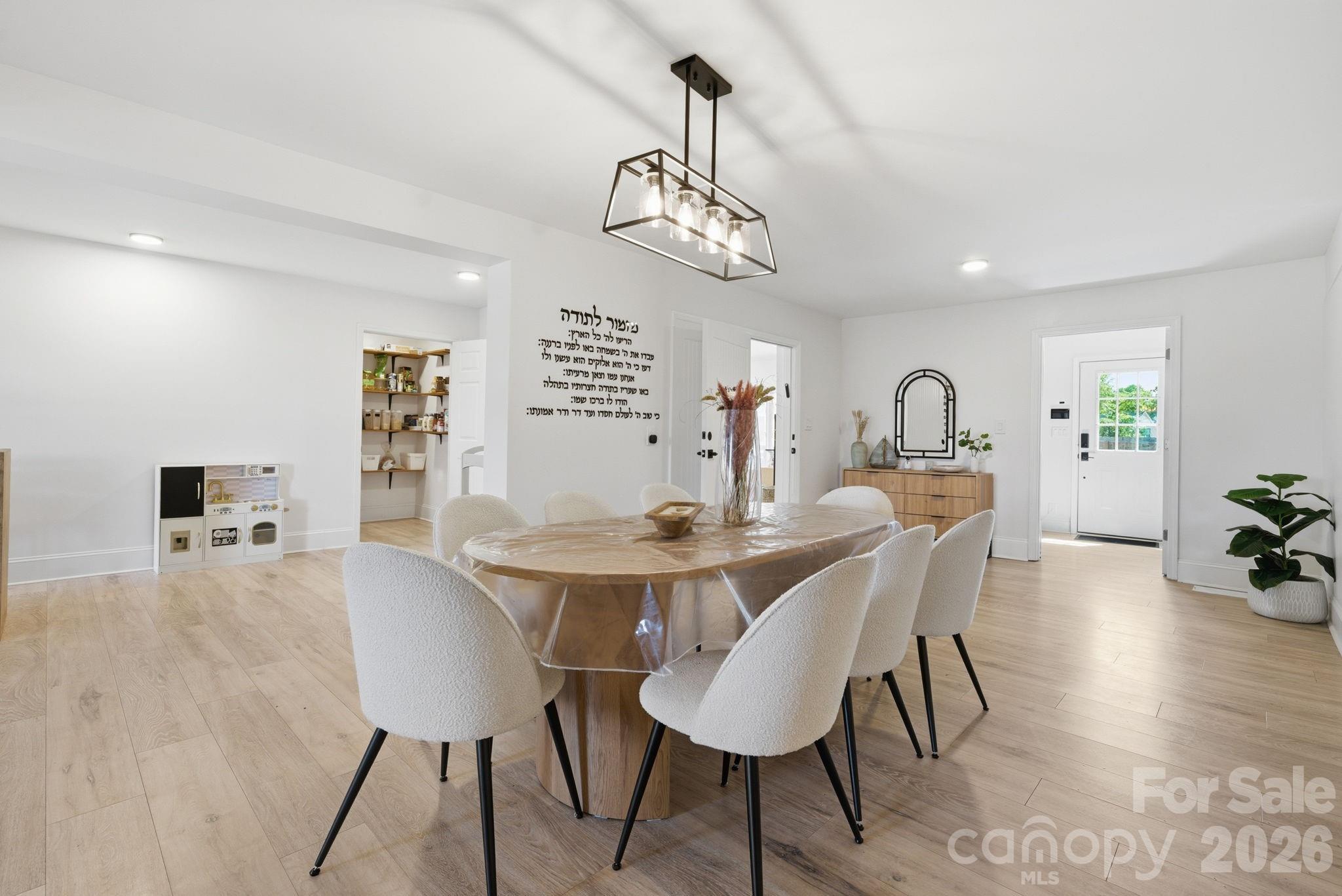 5009 Hemby Road Matthews NC 28104