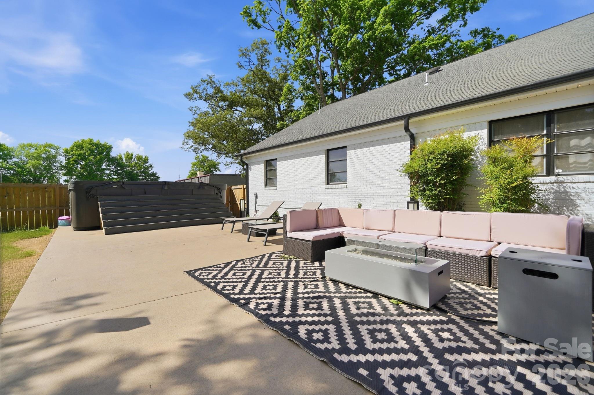 5009 Hemby Road Matthews NC 28104