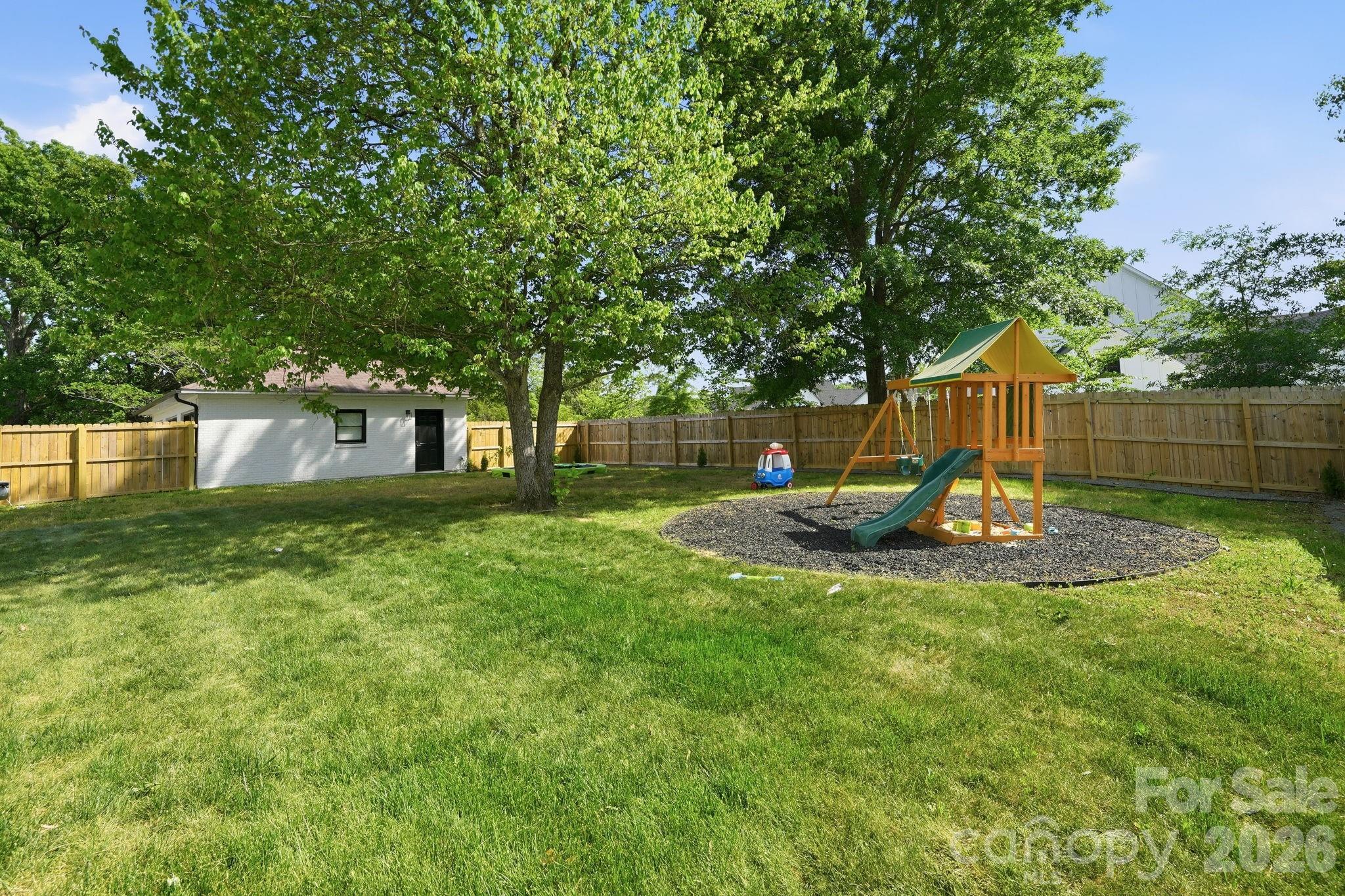 5009 Hemby Road Matthews NC 28104