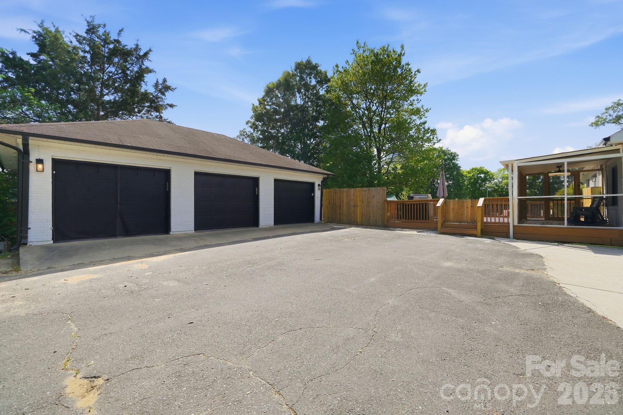 5009 Hemby Road Matthews NC 28104