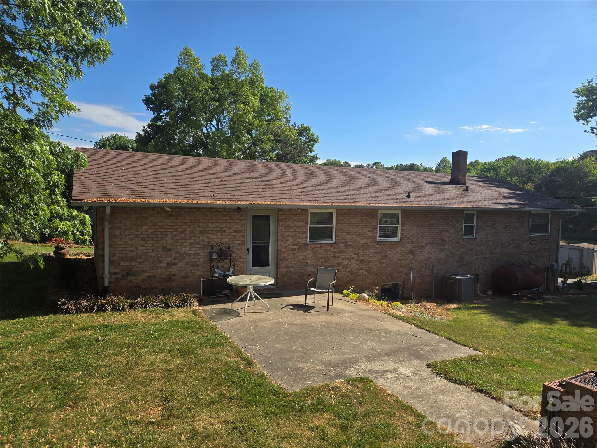 2824 25th Avenue NE Hickory NC 28601