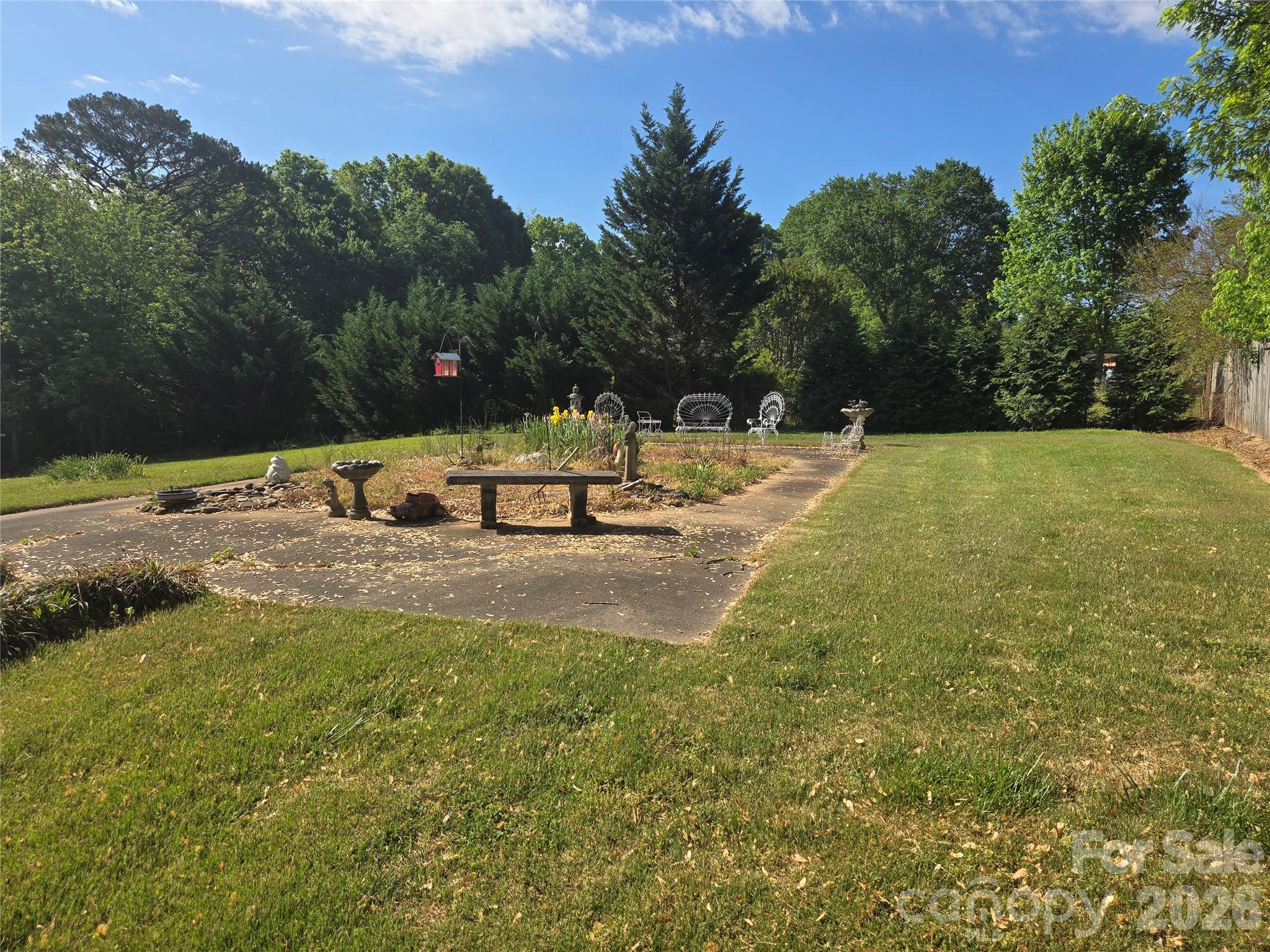 2824 25th Avenue NE Hickory NC 28601