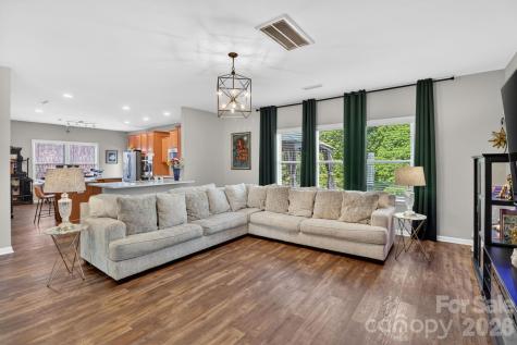 12865 Brandenburg Lane Midland NC 28107