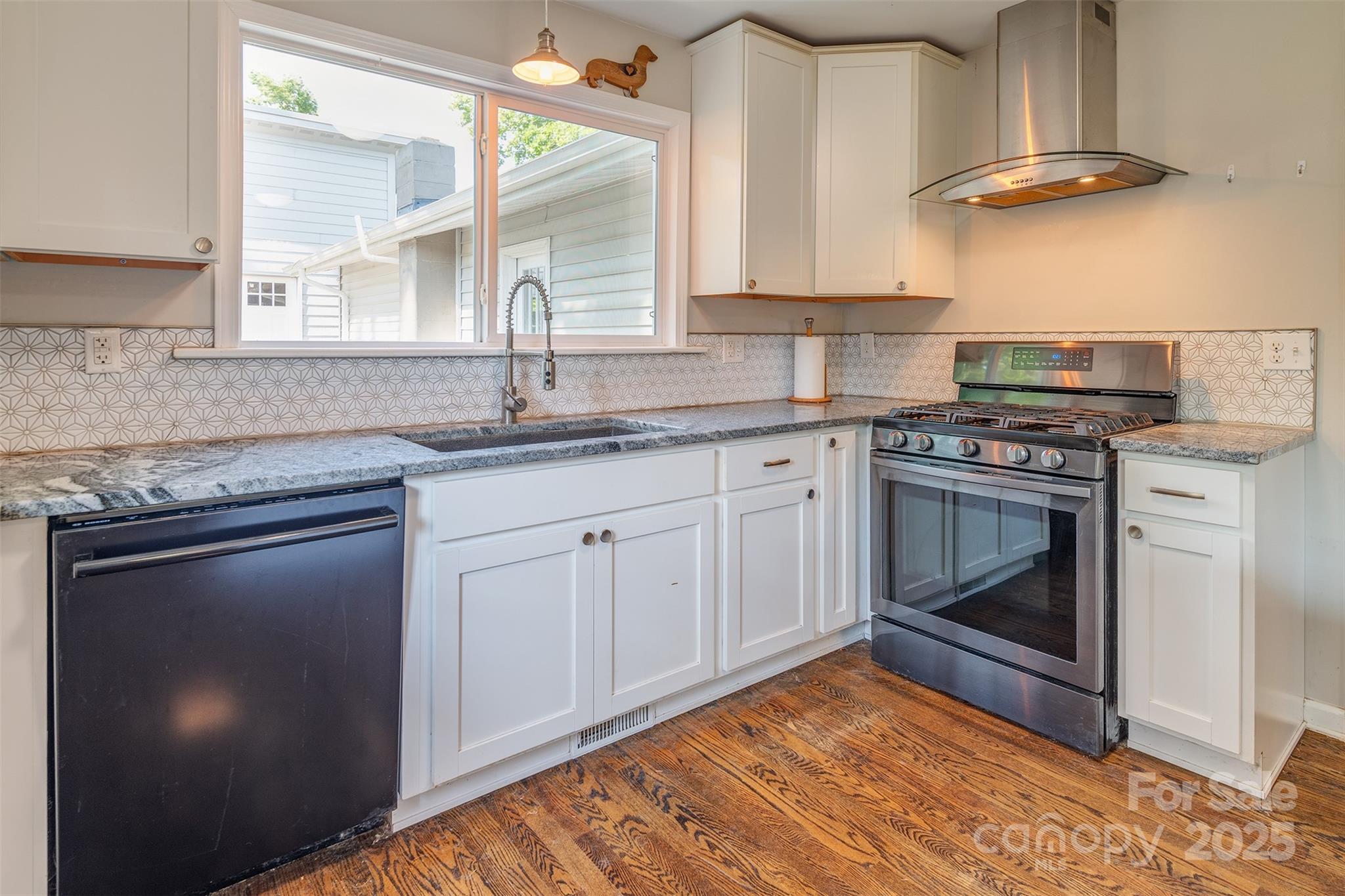 34 Vandalia Avenue Asheville NC 28806