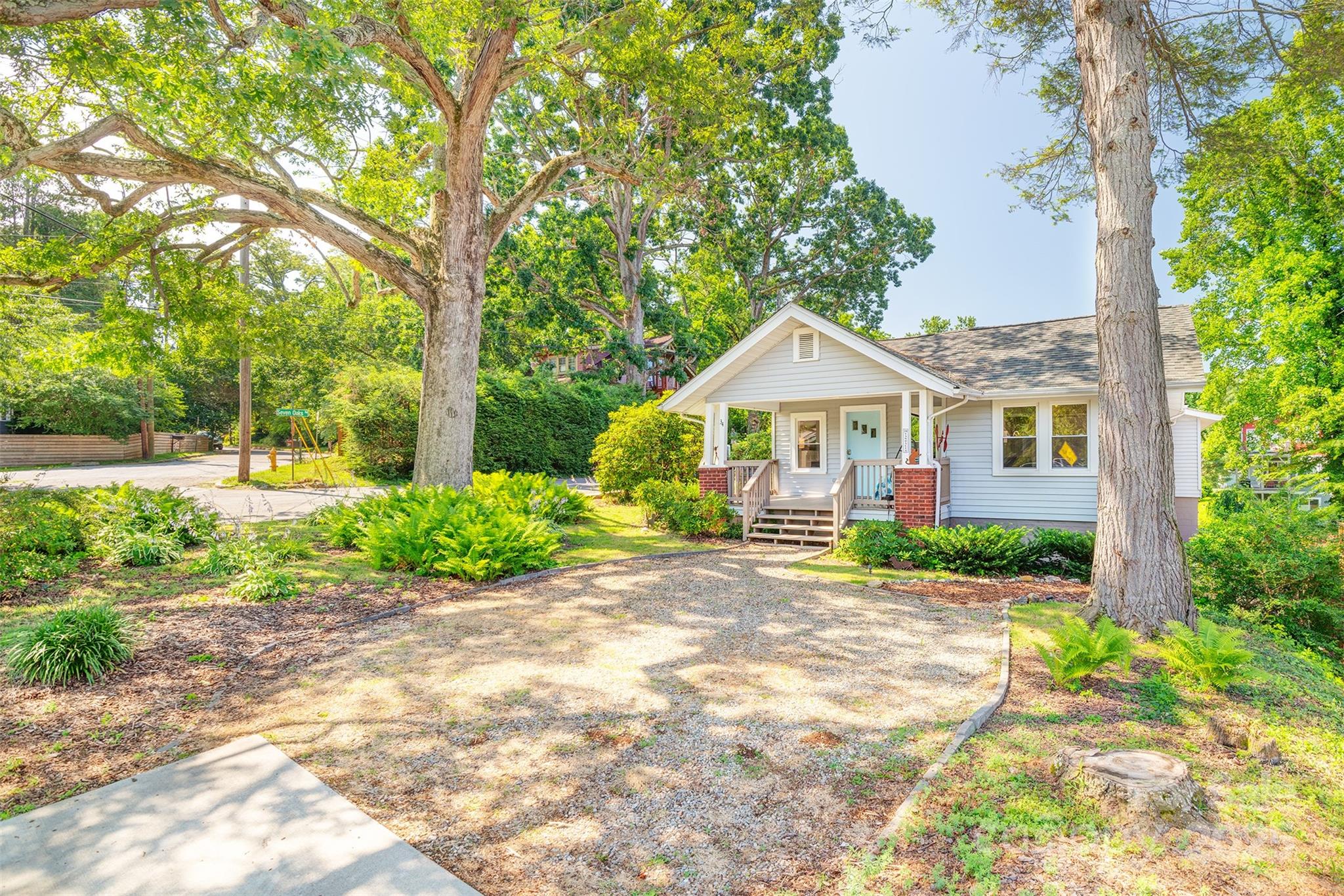 34 Vandalia Avenue Asheville NC 28806