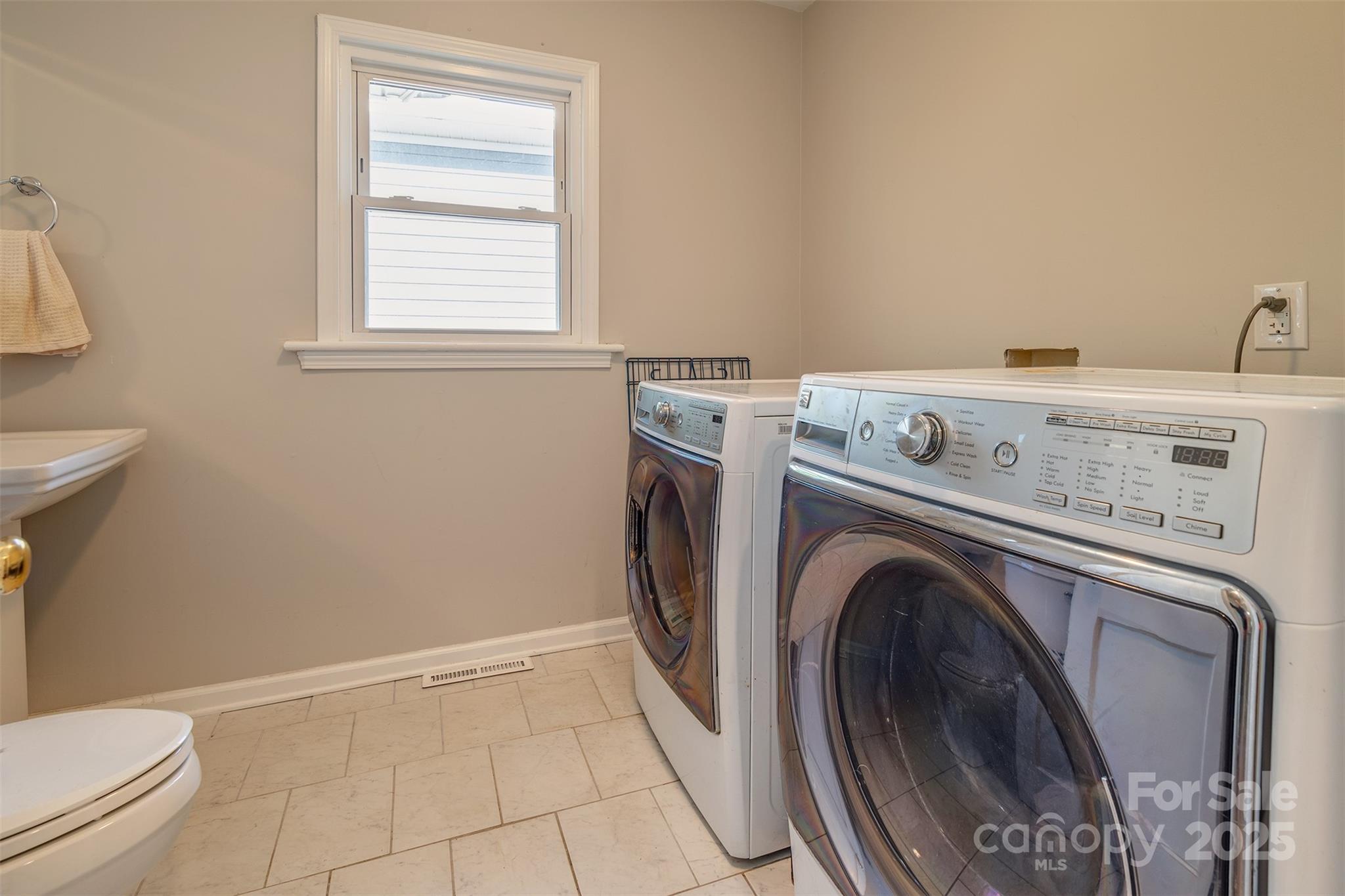 34 Vandalia Avenue Asheville NC 28806