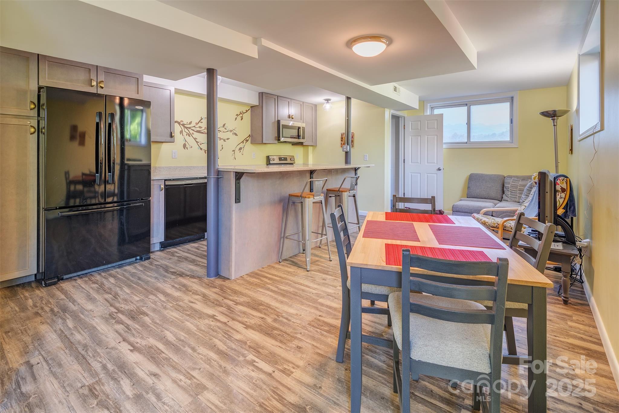 34 Vandalia Avenue Asheville NC 28806