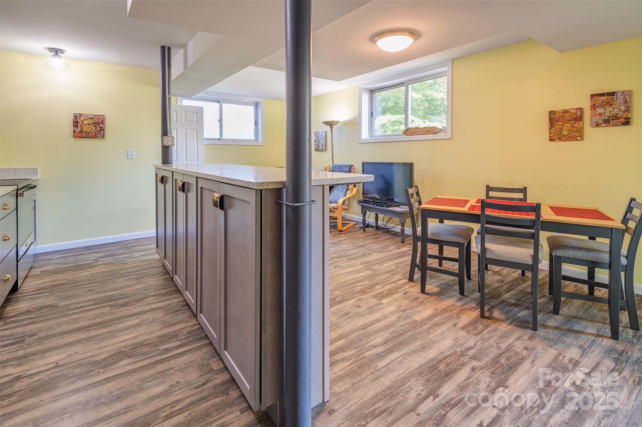 34 Vandalia Avenue Asheville NC 28806