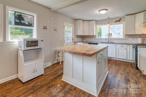 34 Vandalia Avenue Asheville NC 28806