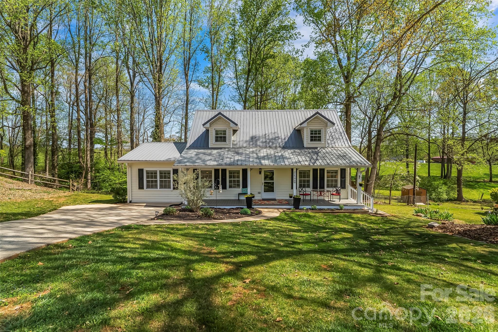 1548 Castell Lane Hickory NC 28601