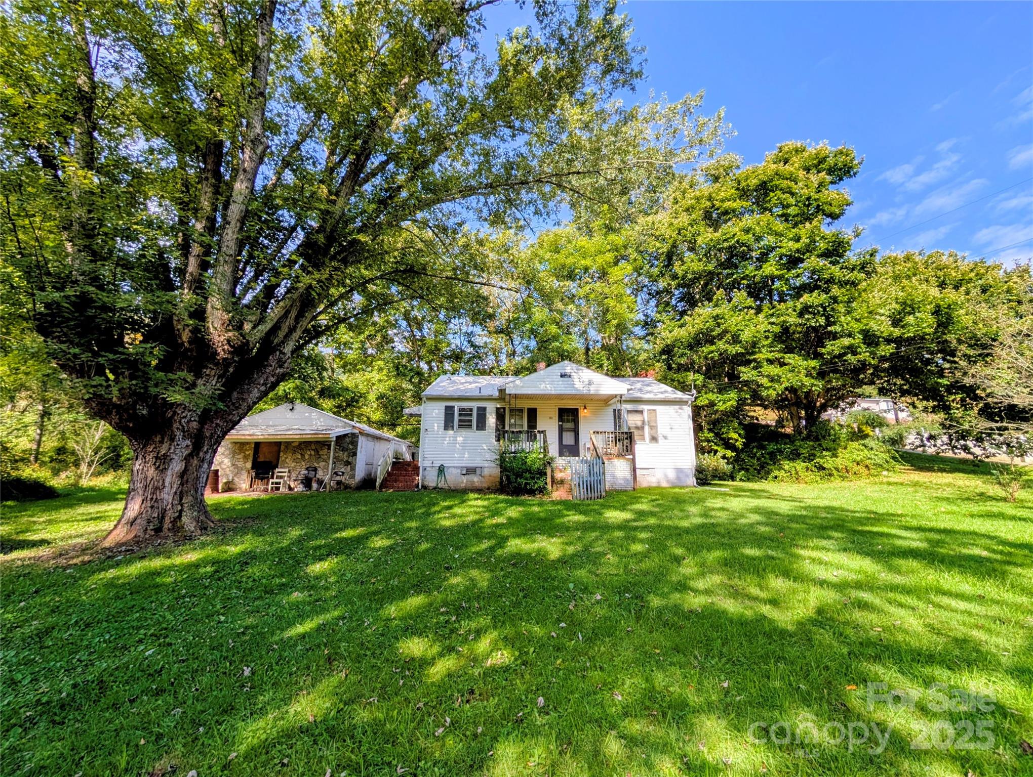 603 Willis Cove Road Canton NC 28716