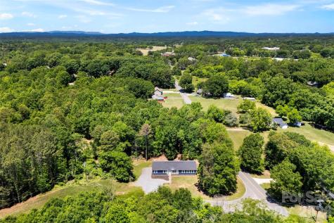 959 Wendover Heights Drive Shelby NC 28150