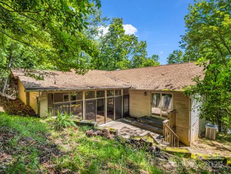 436 Utsonati Lane Brevard NC 28712