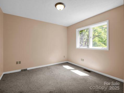 436 Utsonati Lane Brevard NC 28712