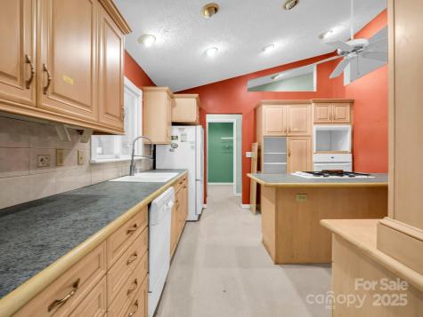436 Utsonati Lane Brevard NC 28712
