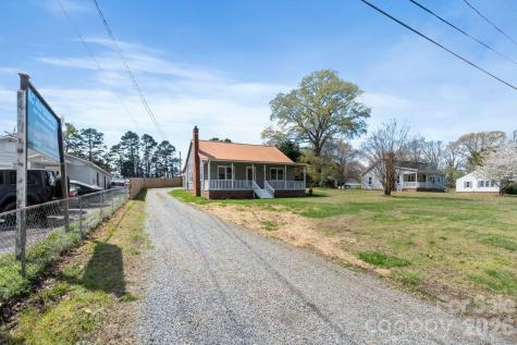 2106 Statesville Highway Mooresville NC 28115