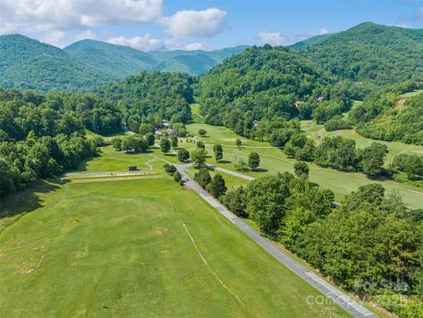 151 Country Club Drive Whittier NC 28789