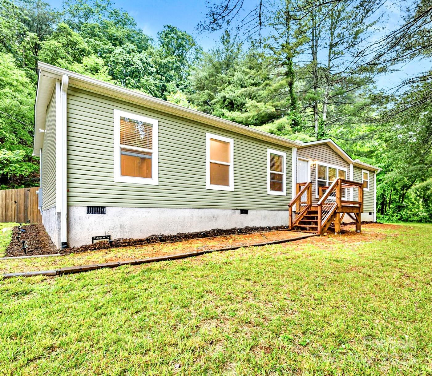 11 Pyrite Way Asheville NC 28806