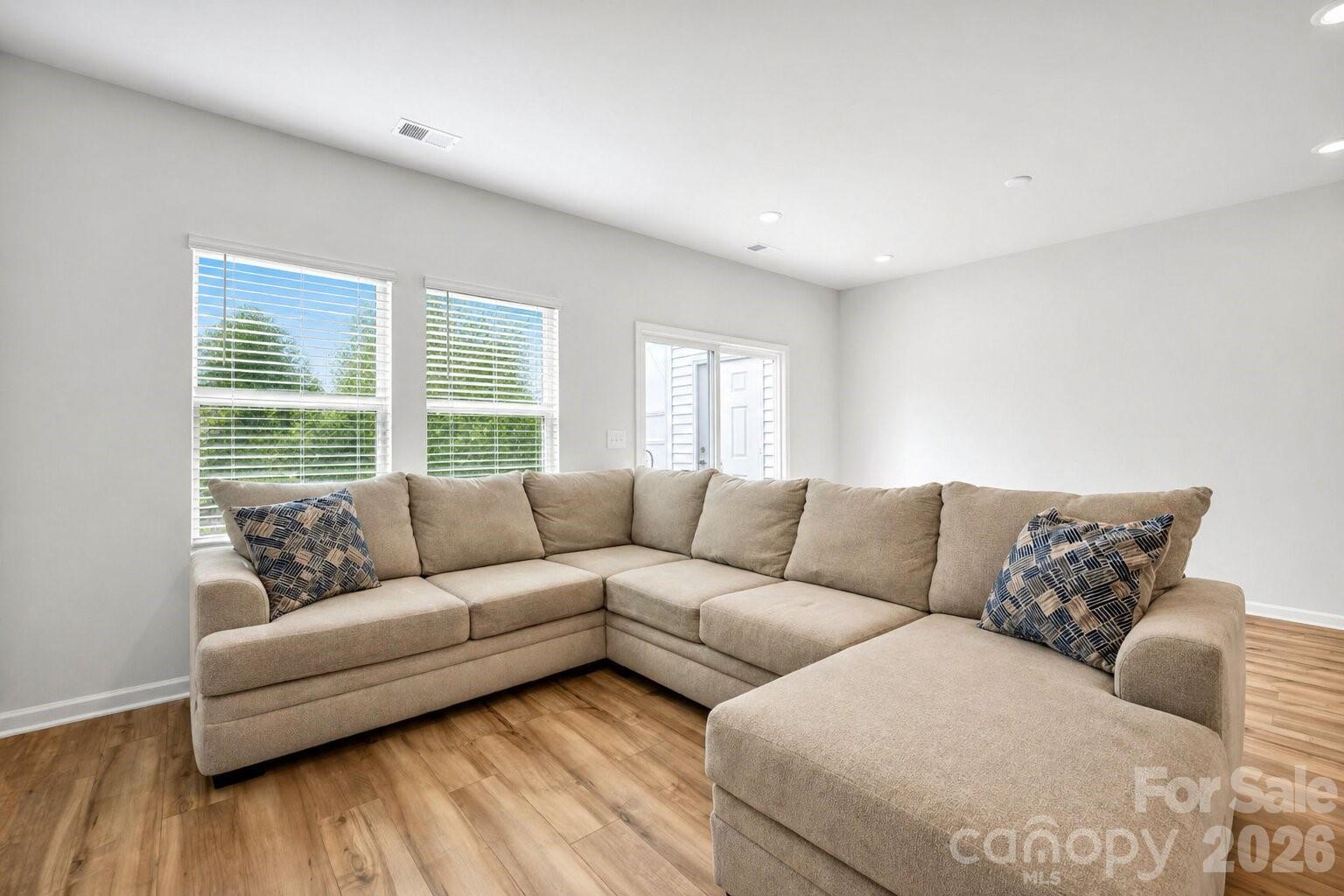 1021 Plumcrest Drive Charlotte NC 28216