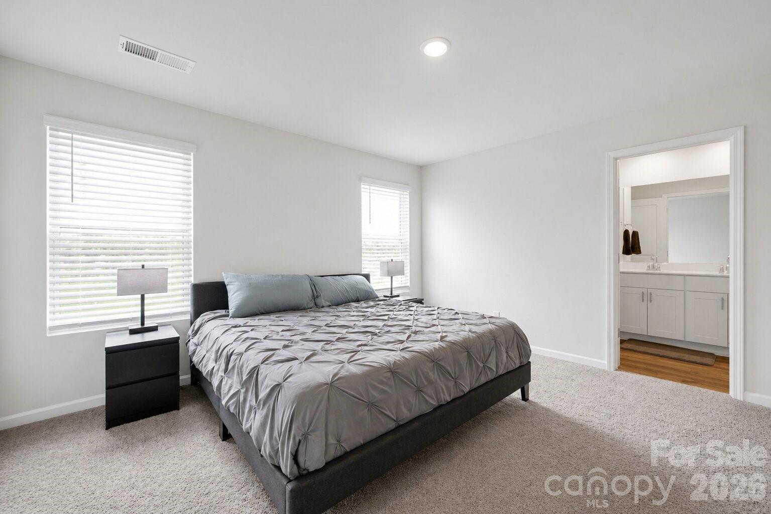 1021 Plumcrest Drive Charlotte NC 28216