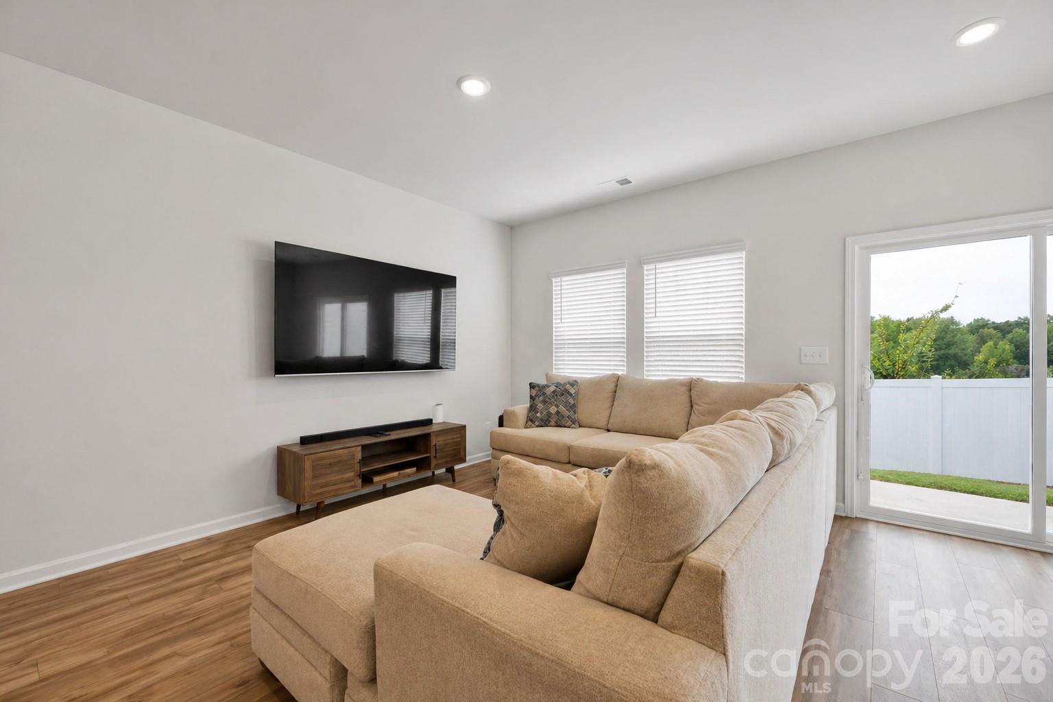1021 Plumcrest Drive Charlotte NC 28216