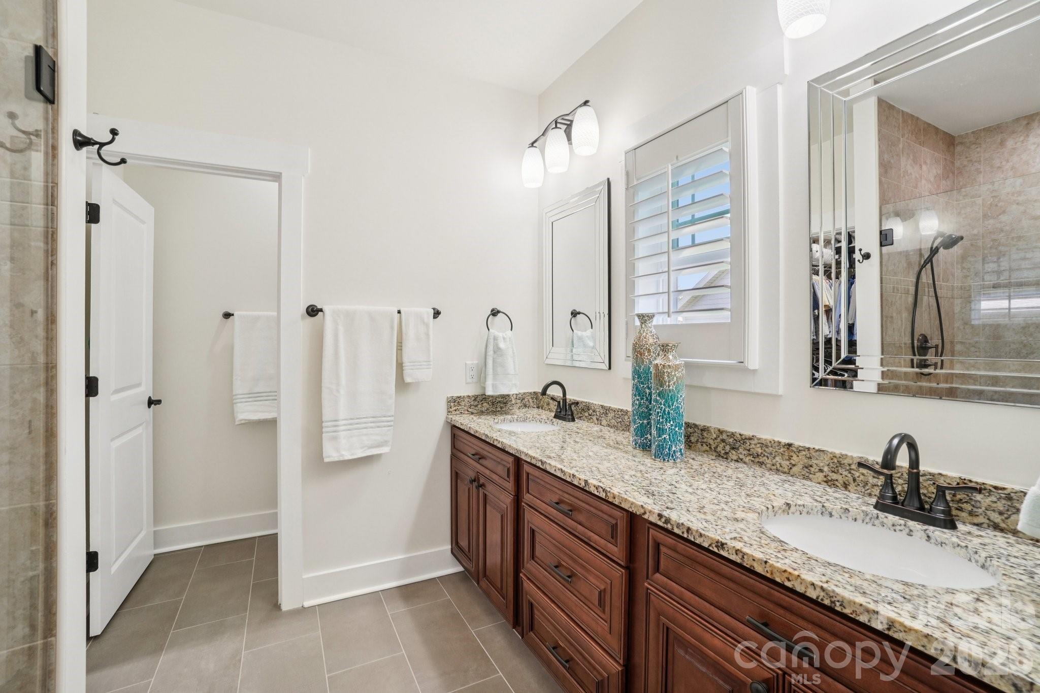 31 N Anvil Avenue Hendersonville NC 28792