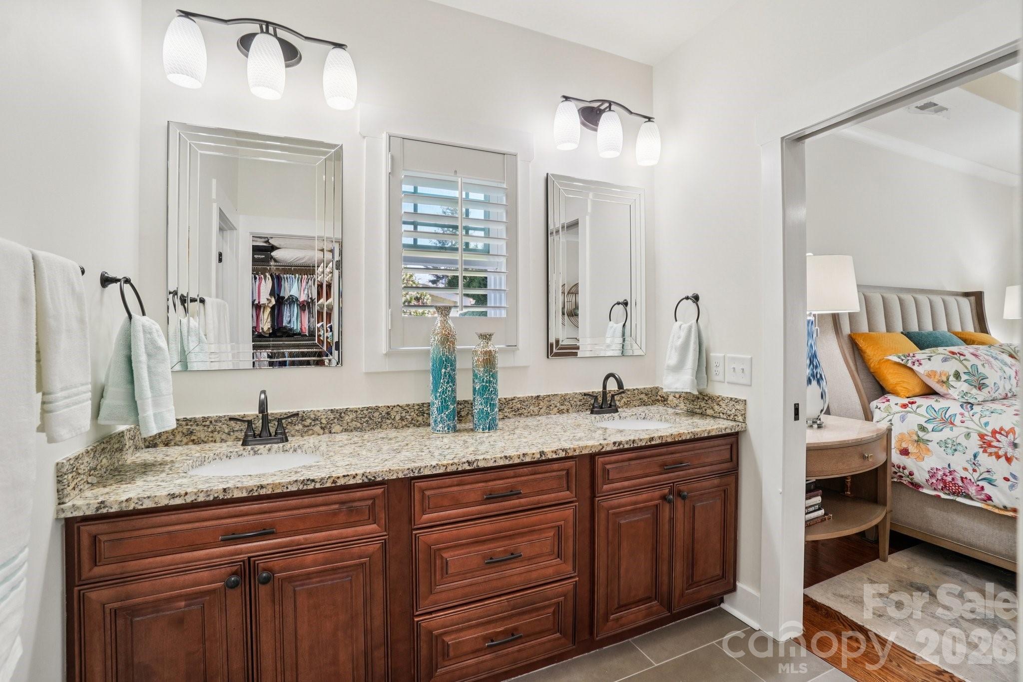 31 N Anvil Avenue Hendersonville NC 28792