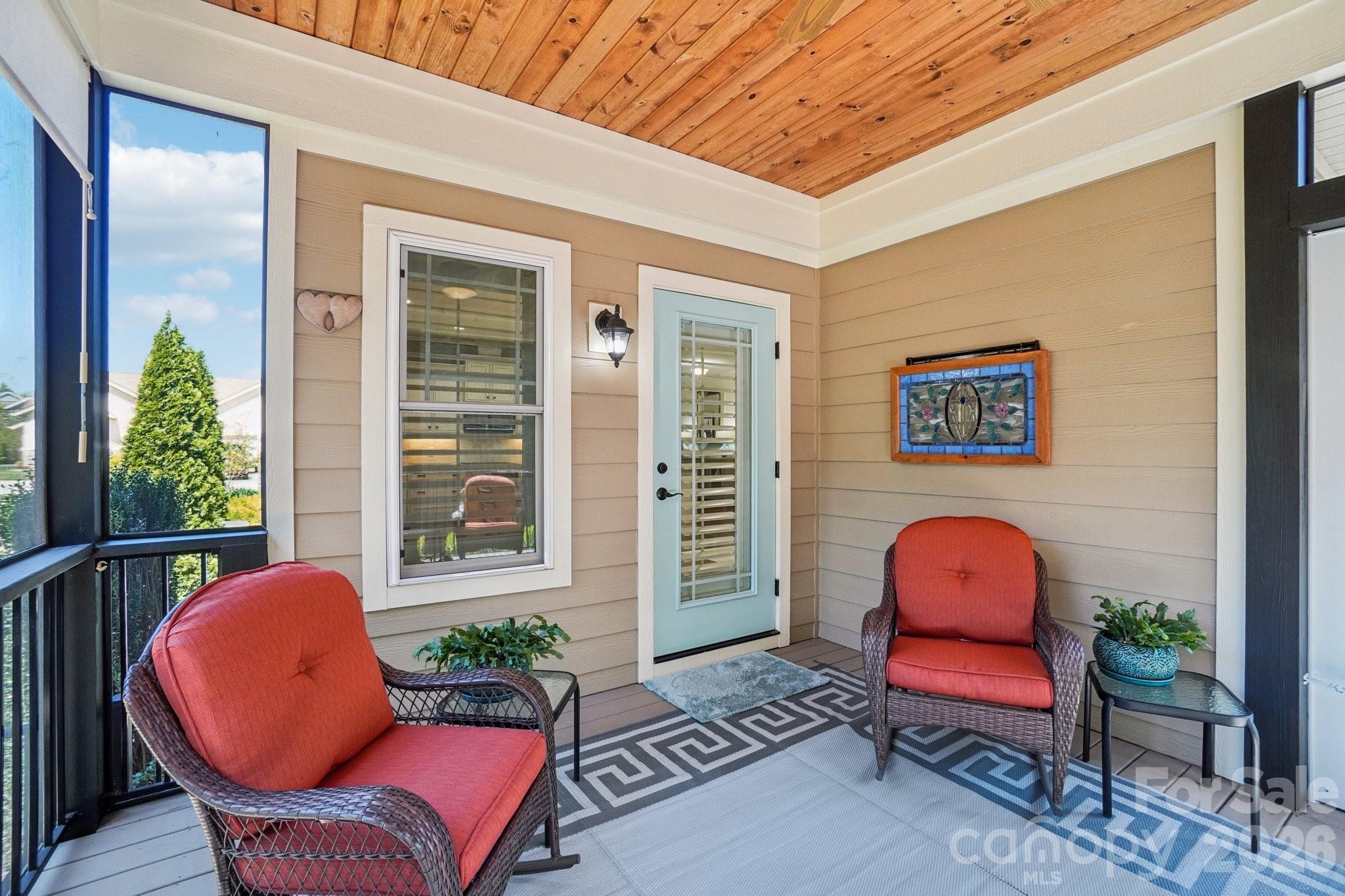 31 N Anvil Avenue Hendersonville NC 28792