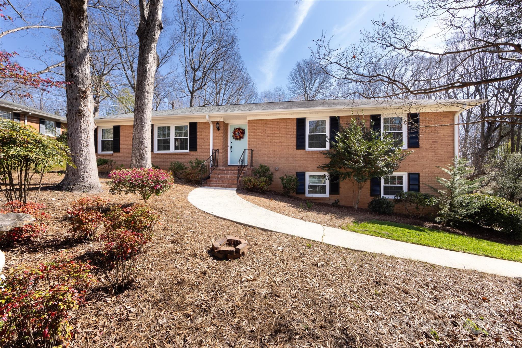 1814 Summerhill Drive Charlotte NC 28212