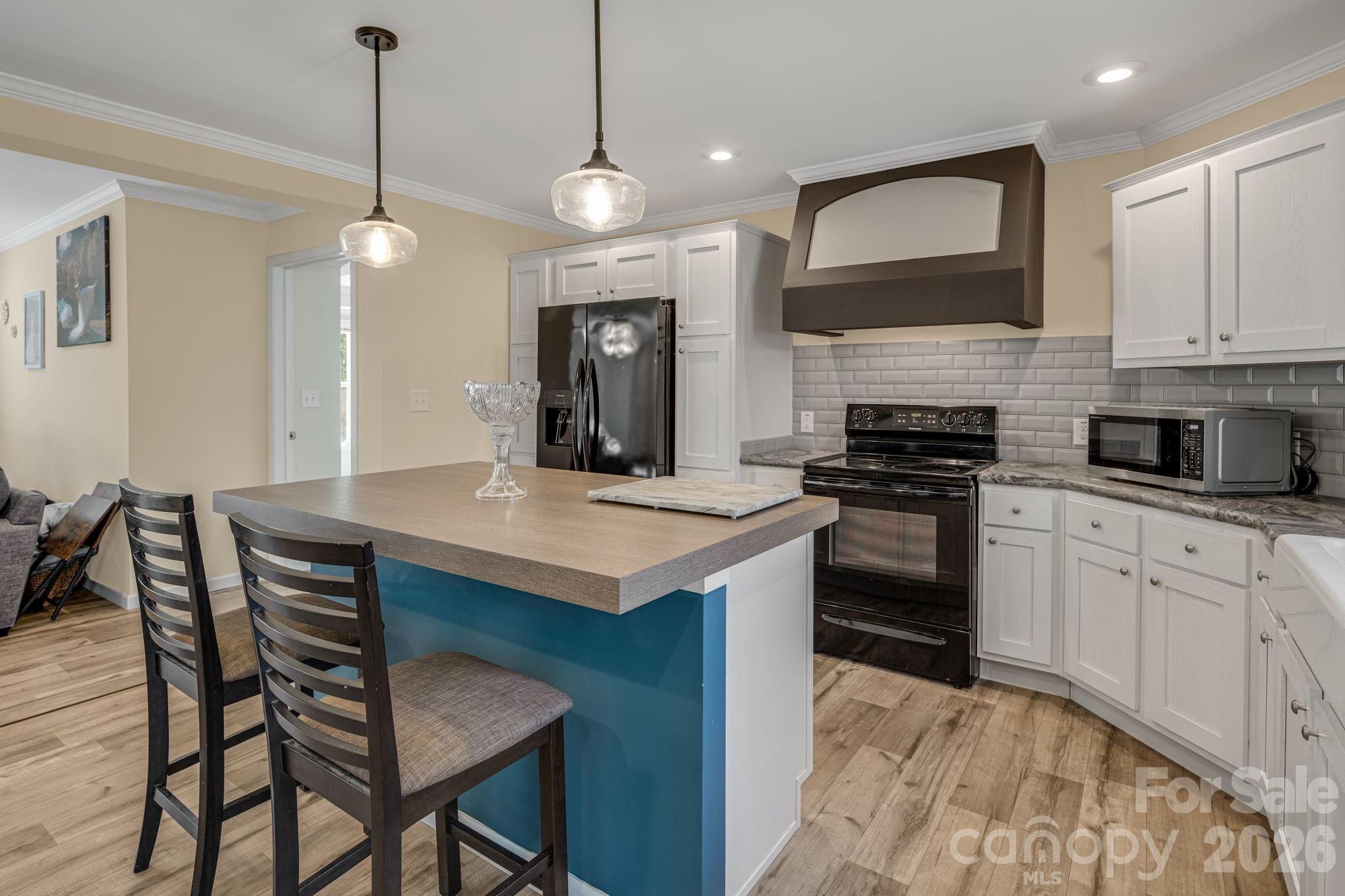 1923 Ridge Road Hendersonville NC 28792