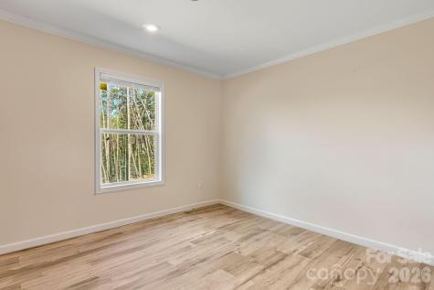 1923 Ridge Road Hendersonville NC 28792