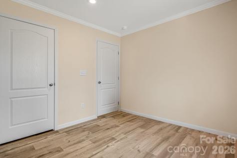 1923 Ridge Road Hendersonville NC 28792