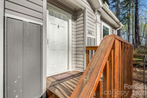 1923 Ridge Road Hendersonville NC 28792