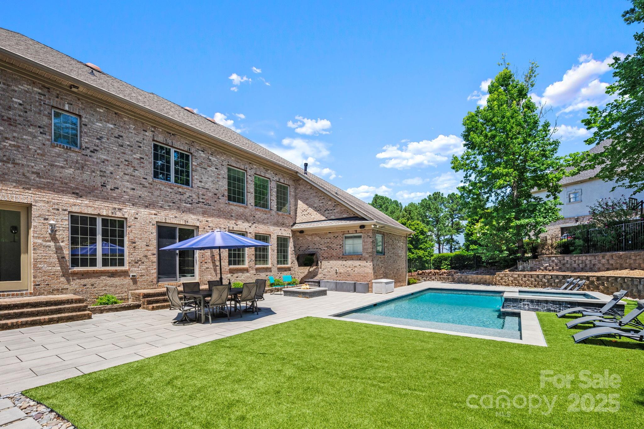 1486 Winged Foot Drive Denver NC 28037