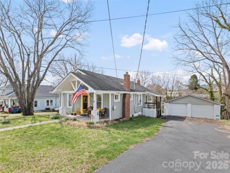 821 N Main Street Canton NC 28716