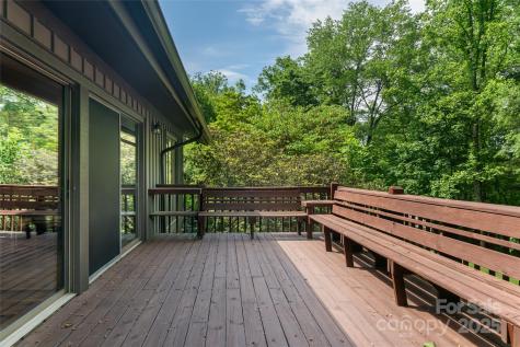 33 Deerhaven Lane Asheville NC 28803