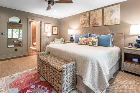 33 Deerhaven Lane Asheville NC 28803
