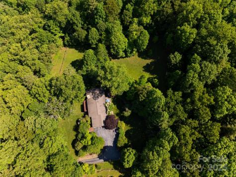 33 Deerhaven Lane Asheville NC 28803