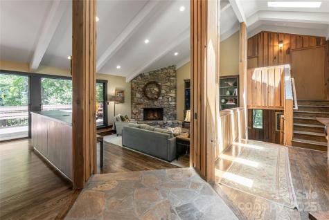 33 Deerhaven Lane Asheville NC 28803