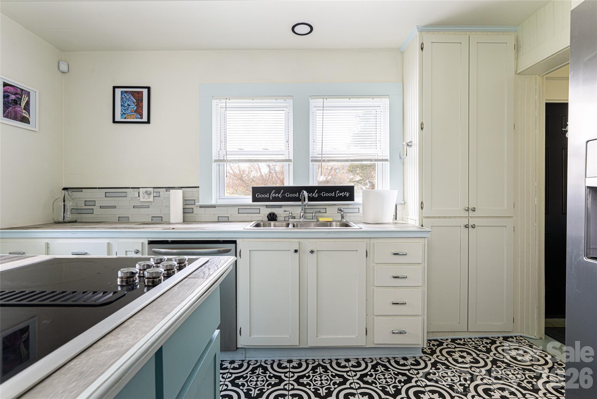 994 Riceville Road Asheville NC 28805