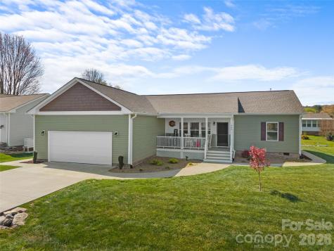 432 Sassafras Drive Hendersonville NC 28739
