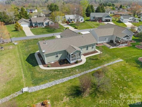 432 Sassafras Drive Hendersonville NC 28739