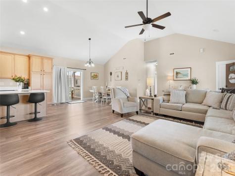 432 Sassafras Drive Hendersonville NC 28739