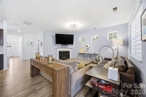 8113 Cornhill Avenue Charlotte NC 28277