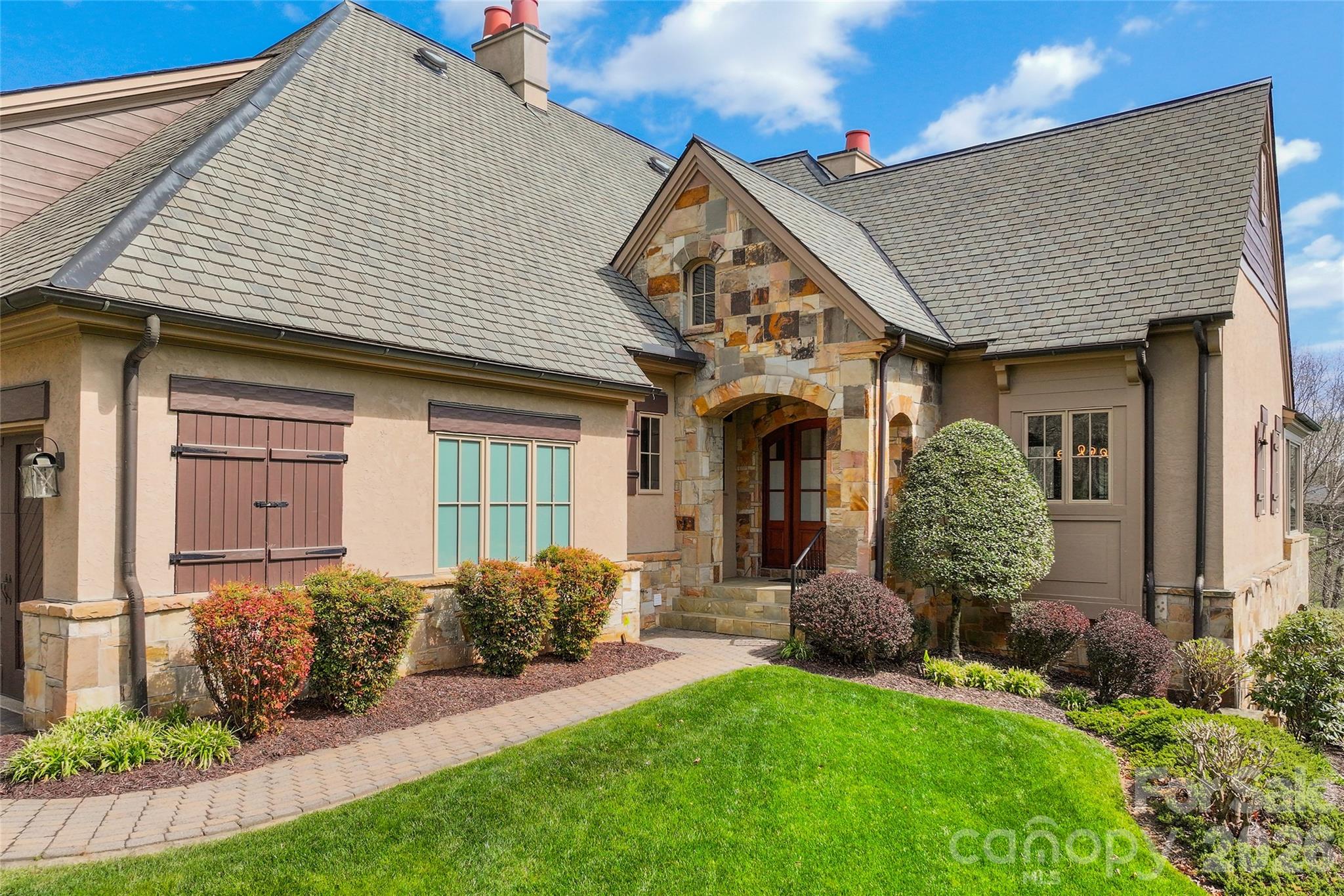 34 Foxbridge Way Arden NC 28704