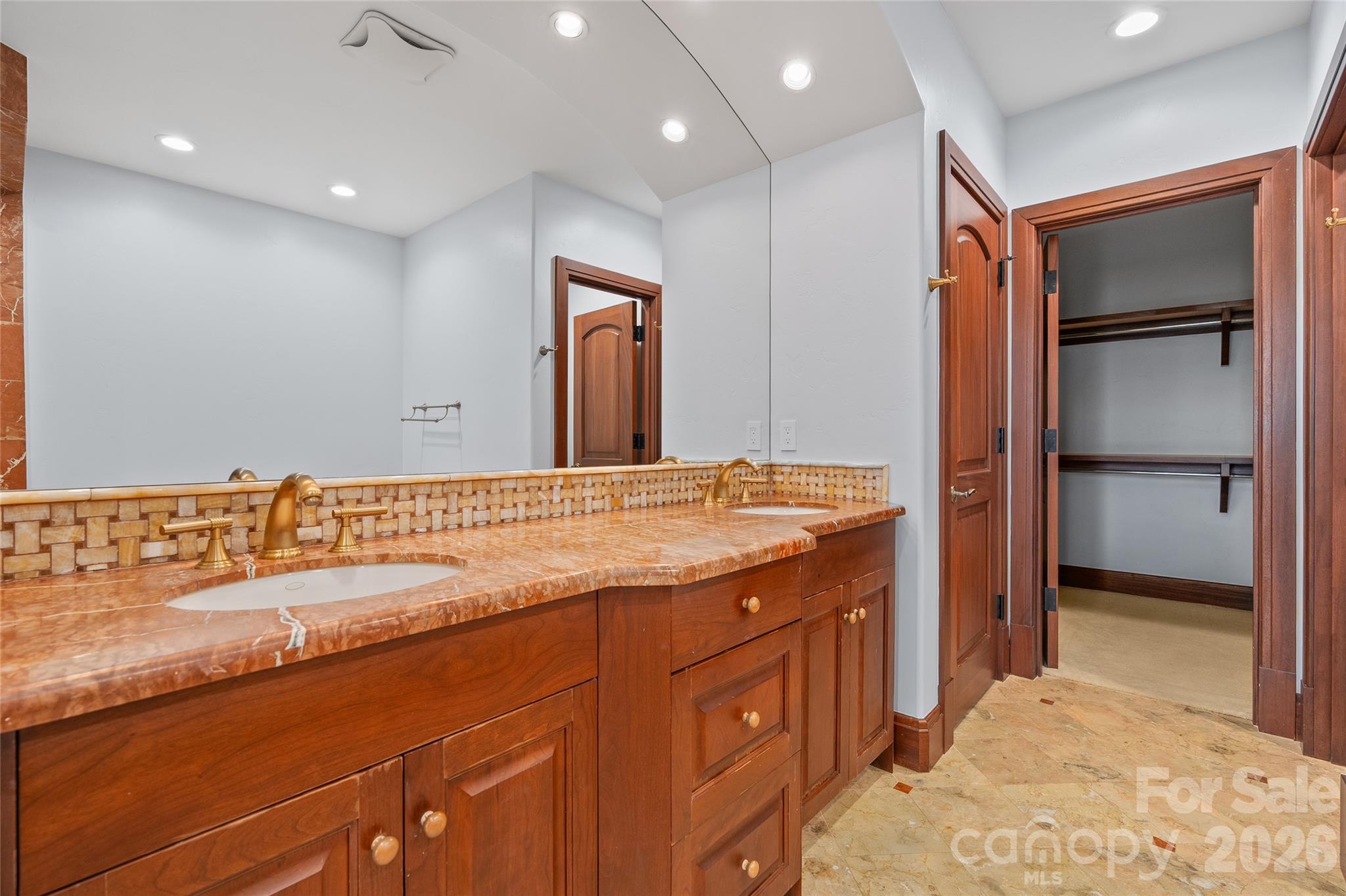 34 Foxbridge Way Arden NC 28704