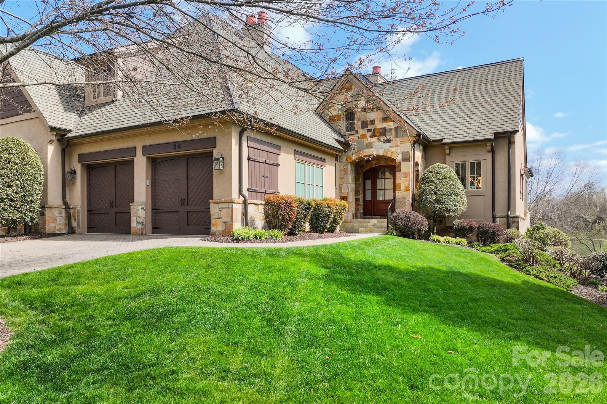 34 Foxbridge Way Arden NC 28704