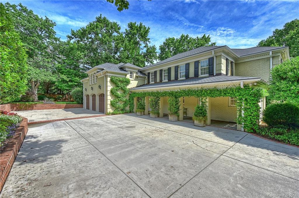 2700 Beretania Circle Charlotte NC 28211