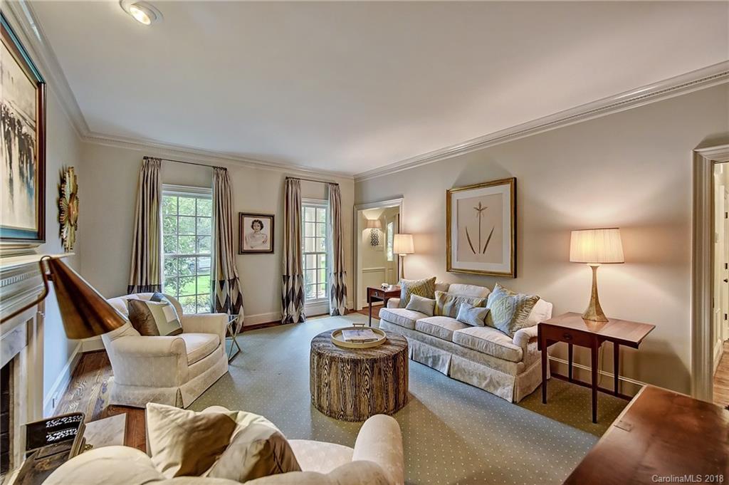 2700 Beretania Circle Charlotte NC 28211